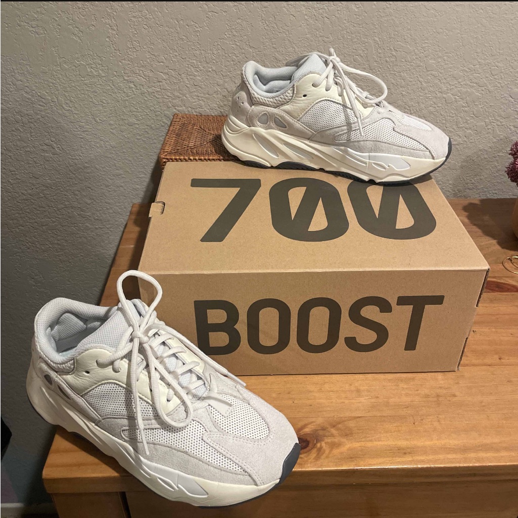 Yeezy 700 Boost